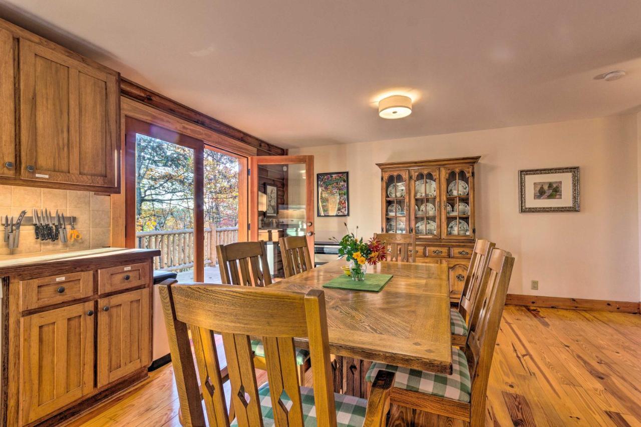 Blue Ridge Mtn Cabin Near Hiking And Biking Trails! Travelers Rest Eksteriør billede